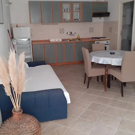 With Parking Space - 21461 보디체