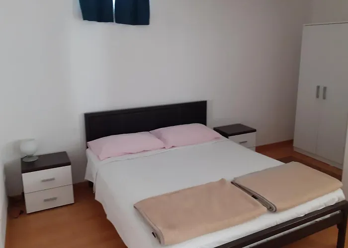 With Parking Space - 21461 Appartement *